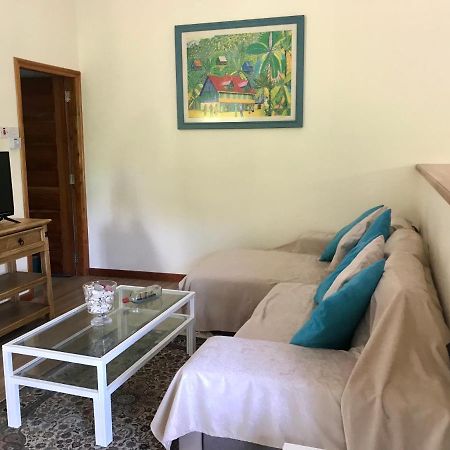 Rock And Palm Lodge Self Catering Appartment Baie Lazare  Ngoại thất bức ảnh